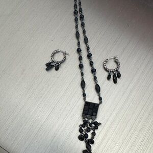 Elegant Black Jewelry Set